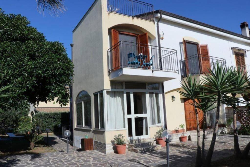 קאריני Villa Cavalluccio Marino Con Piscina Idromassaggio מראה חיצוני תמונה