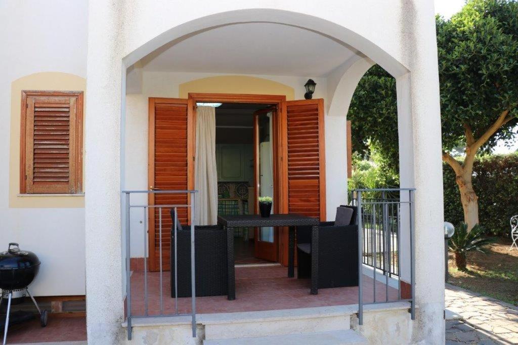 קאריני Villa Cavalluccio Marino Con Piscina Idromassaggio מראה חיצוני תמונה