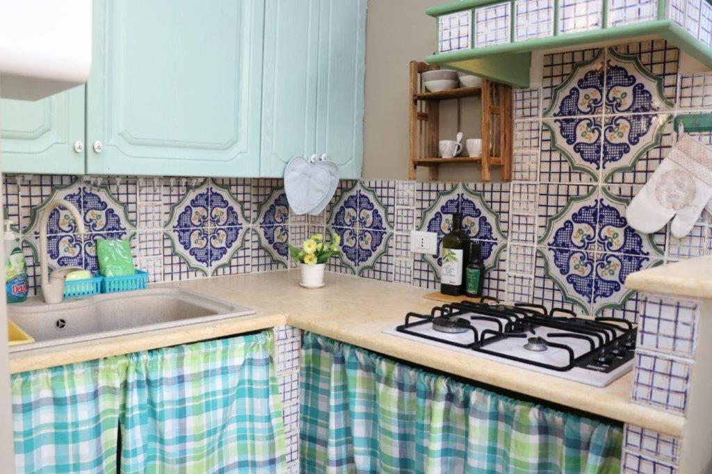 קאריני Villa Cavalluccio Marino Con Piscina Idromassaggio מראה חיצוני תמונה